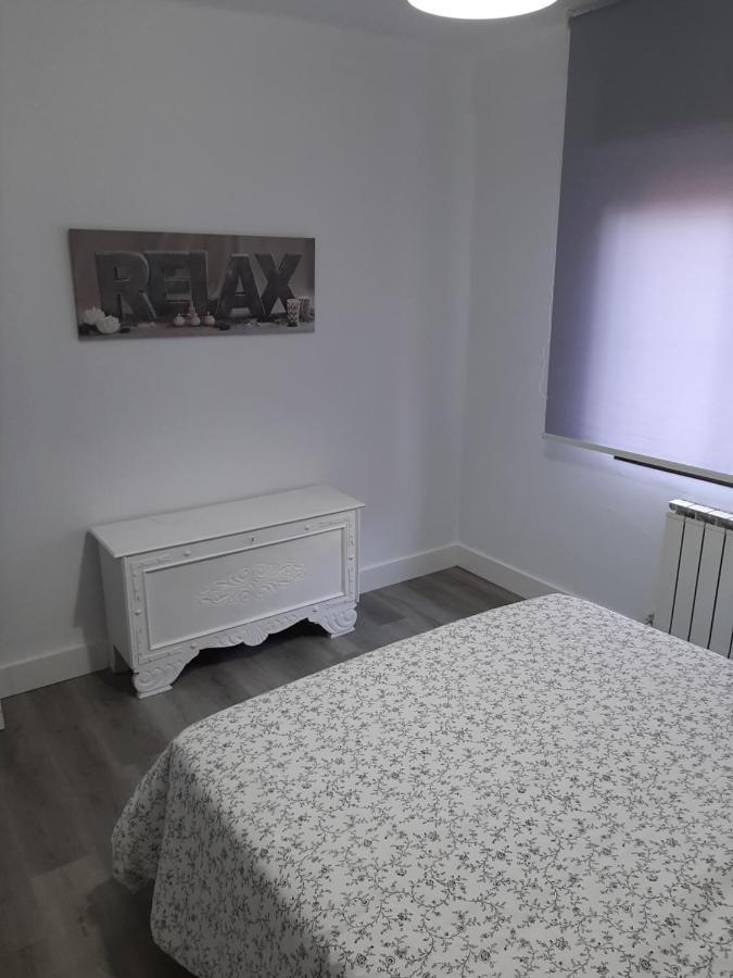 Versalles1 Appartement Avilés Buitenkant foto