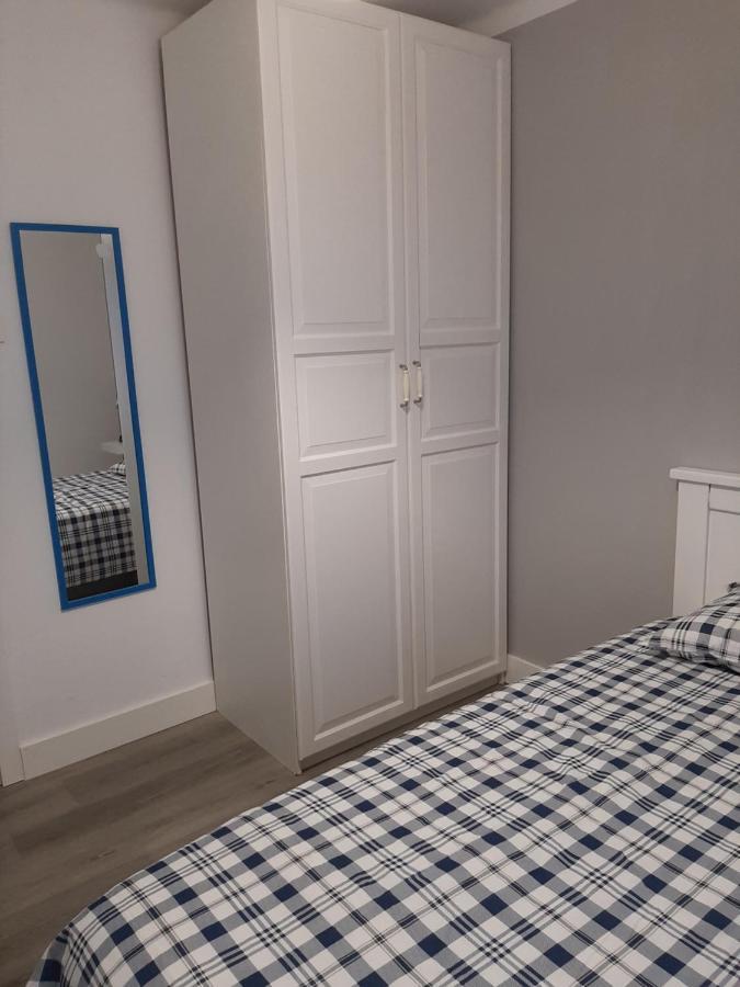 Versalles1 Appartement Avilés Buitenkant foto